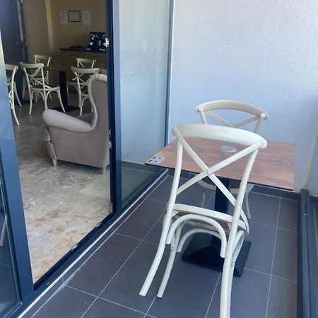 Alis Ξενοδοχείο 3*